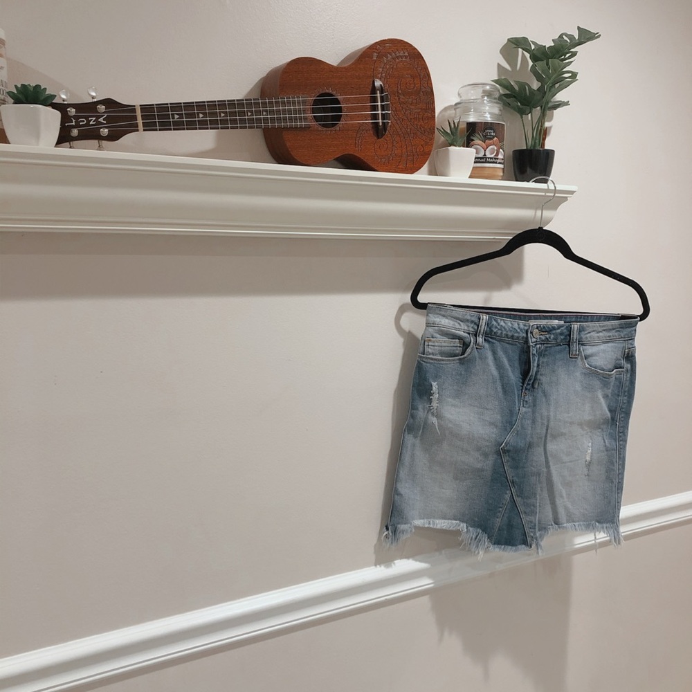 Mini jean skirt